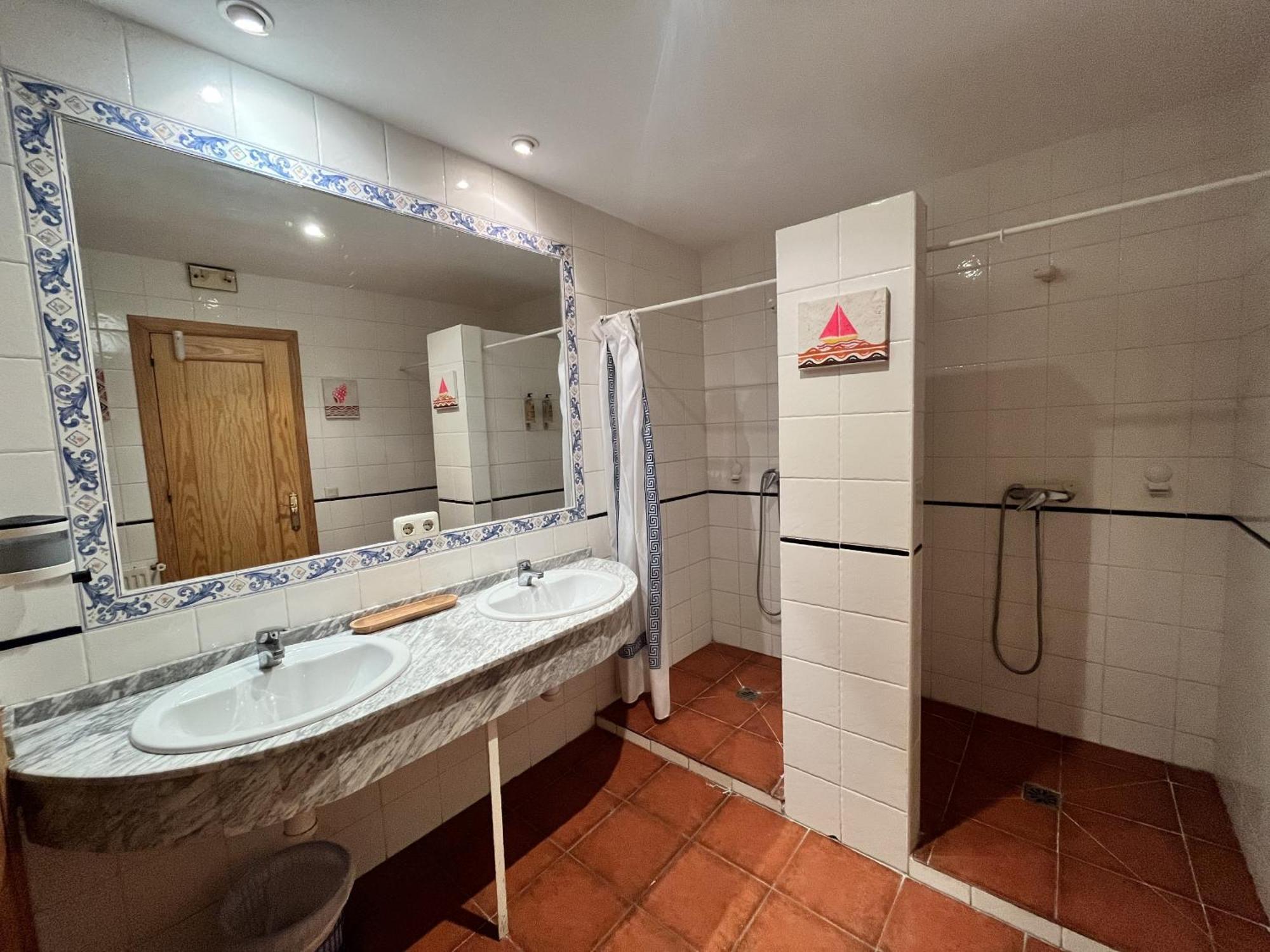 Hostal Nomadas By Gloove ビジャルバ・デ・ラ・シエラ エクステリア 写真